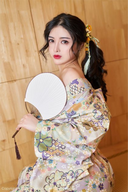 北朝鮮高級売春女
